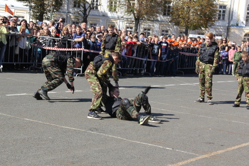 Мы первыми приходим на помощь