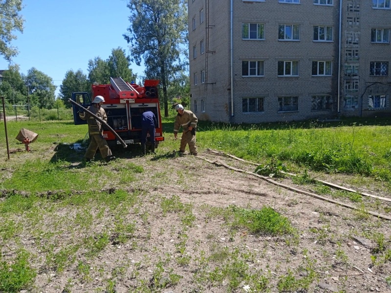 Добровольные пожарные Ростовского района приняли участие в учениях  на территории региона