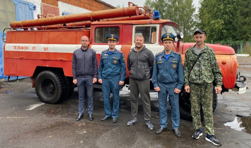 Вручение пожарной техники ДПК "Семибратово"